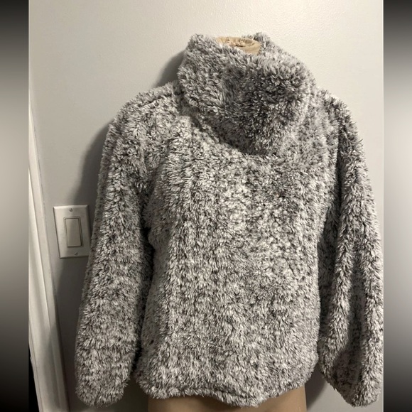 Lululemon Warm Restore Pullover Sherpa - Heathered White - Picture 5 of 8